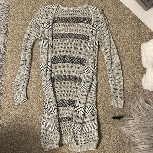 NWOT Women’s Causal Long Cardigan Knit Sweater